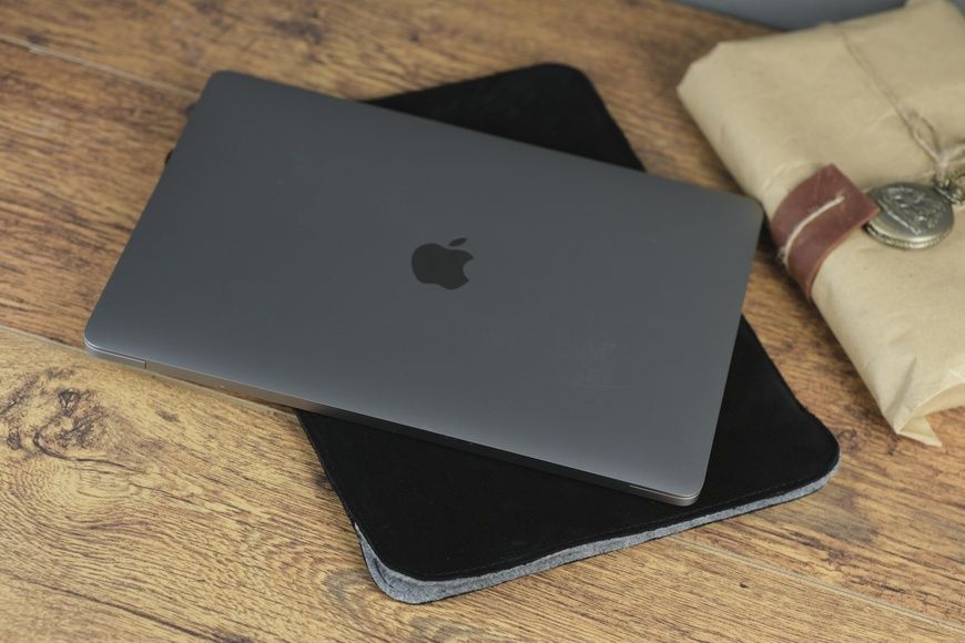 Чехол для MacBook из натуральной замши в сочетании из кожей цвет Черный Mc-014 фото