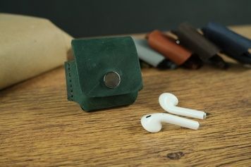Чохол для AirPods 1, AirPods 2 з натуральної шкіри колір Зелений Chokhol1-004 фото